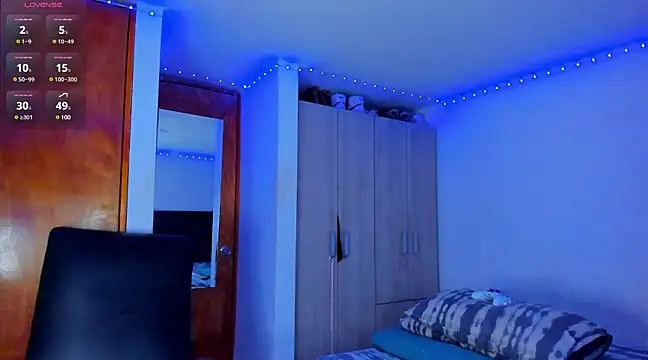 Snapshot of austinoficial chatting on 03/04/25, 01:12 austinoficial online show from 03/04/25, 01:12