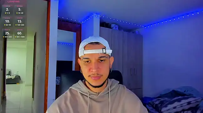 Snapshot of austinoficial chatting on 03/11/25, 11:59 austinoficial online show from 03/11/25, 11:59