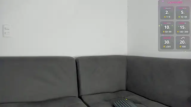 Snapshot of austinoficial chatting on 11/05/25, 08:31 austinoficial online show from 11/05/25, 08:31