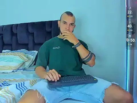 austinoficial online show from 02/08/26, 08:34