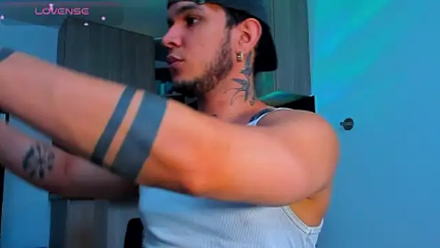 austinoficial online show from 04/24/26, 07:49
