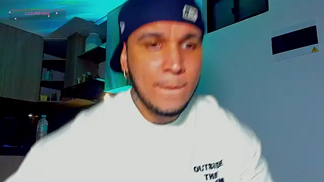 austinoficial online show from 05/27/26, 02:41