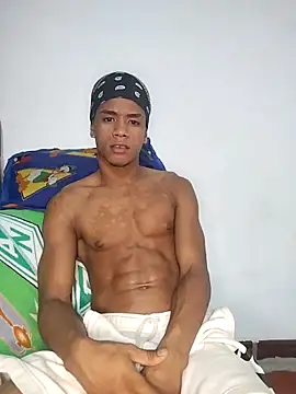 Snapshot of Black_Manba chatting on 02/17/25, 04:09 Black Manba online show from 02/17/25, 04:09