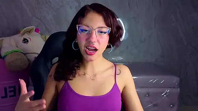 zoe ch  online show from 06/27/26, 03:11
