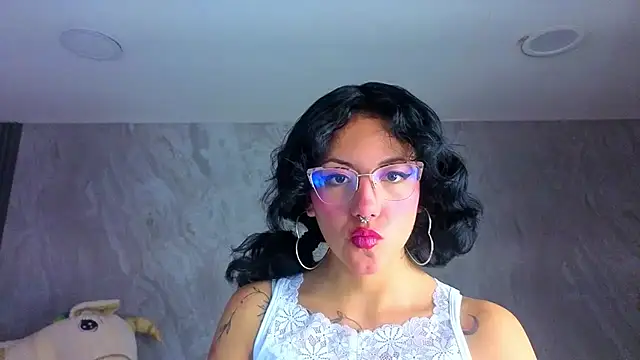 zoe ch  online show from 08/01/26, 03:06