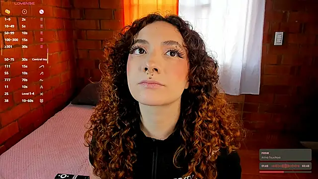 Annycolin  online show from 02/12/25, 07:24