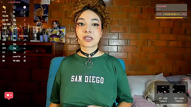 Annycolin  online show from 09/27/25, 12:21