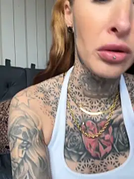 Black sweet Rose online show from 02/02/26, 01:32