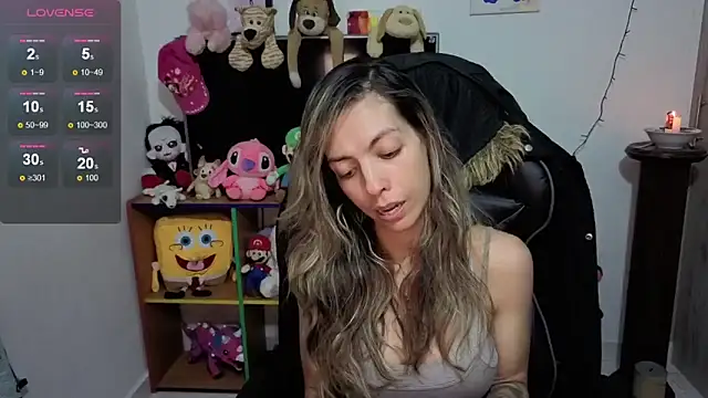 Snapshot of Princezzlove3 chatting on 11/12/25, 11:36 Princezzlove3 online show from 11/12/25, 11:36