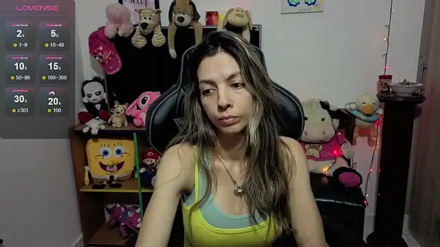 Snapshot of Princezzlove3 chatting on 11/16/25, 11:21 Princezzlove3 online show from 11/16/25, 11:21