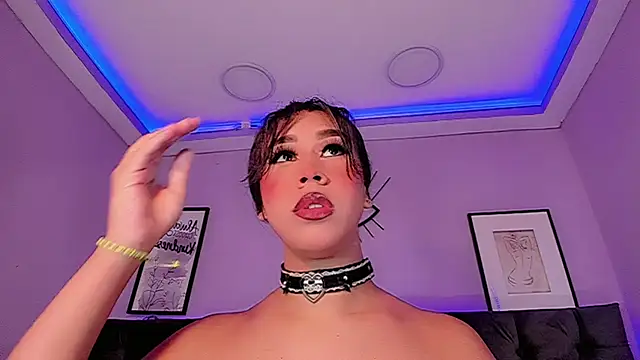 Vanessapintoo online show from 06/30/26, 05:08