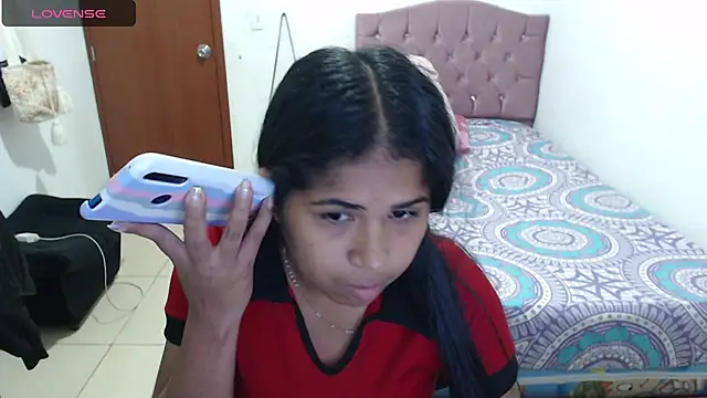 Snapshot of july-feria chatting on 01/19/25, 12:28 july-feria online show from 01/19/25, 12:28