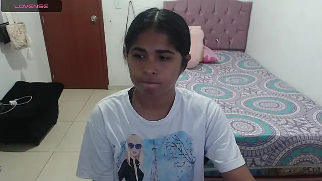 Snapshot of july-feria chatting on 02/05/25, 12:31 july-feria online show from 02/05/25, 12:31