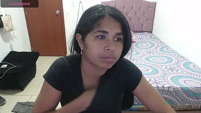 Snapshot of july-feria chatting on 02/13/25, 12:35 july-feria online show from 02/13/25, 12:35