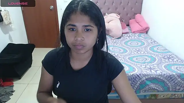 Snapshot of july-feria chatting on 02/20/25, 10:15 july-feria online show from 02/20/25, 10:15