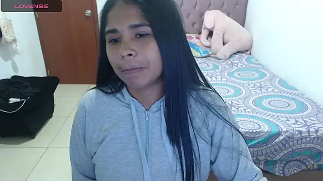 Snapshot of july-feria chatting on 02/25/25, 08:19 july-feria online show from 02/25/25, 08:19