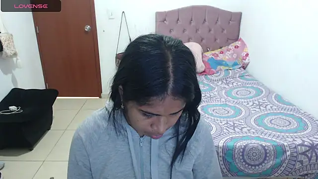 Snapshot of july-feria chatting on 02/27/25, 05:26 july-feria online show from 02/27/25, 05:26