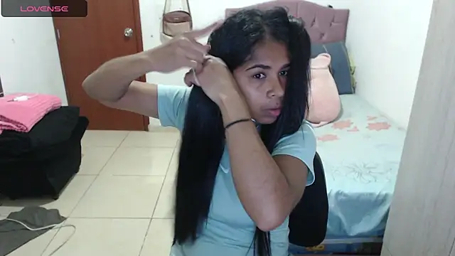 Snapshot of july-feria chatting on 09/17/25, 06:31 july-feria online show from 09/17/25, 06:31