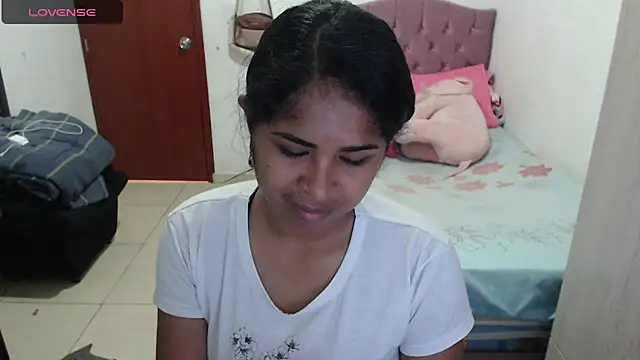 Snapshot of july-feria chatting on 10/04/25, 04:16 july-feria online show from 10/04/25, 04:16