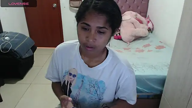 Snapshot of july-feria chatting on 10/11/25, 05:11 july-feria online show from 10/11/25, 05:11