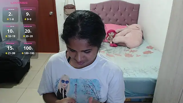 Snapshot of july-feria chatting on 10/31/25, 06:09 july-feria online show from 10/31/25, 06:09