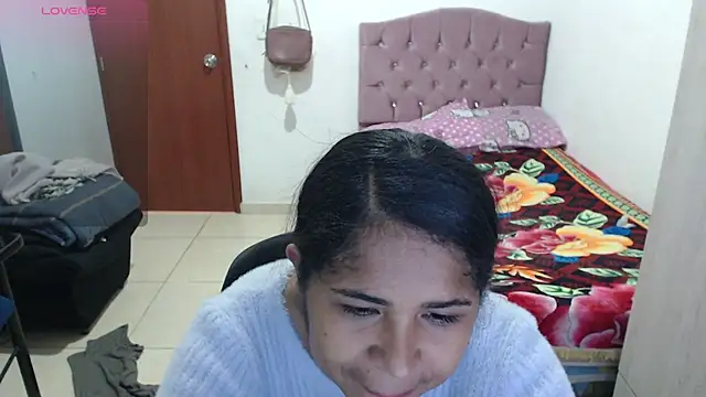 Snapshot of july-feria chatting on 11/27/25, 05:04 july-feria online show from 11/27/25, 05:04