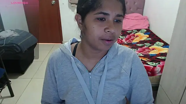 Snapshot of july-feria chatting on 12/05/25, 03:41 july-feria online show from 12/05/25, 03:41