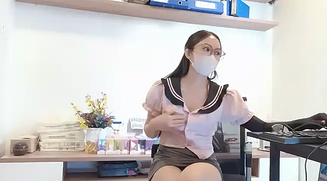 Lush-Office online show from 02/16/25, 06:21