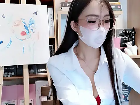 Lush-Office online show from 09/18/25, 06:04