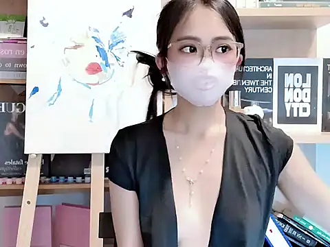 Lush-Office online show from 10/09/25, 07:17