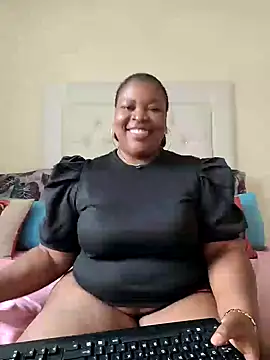 omalicha98 online show from 02/11/25, 06:19