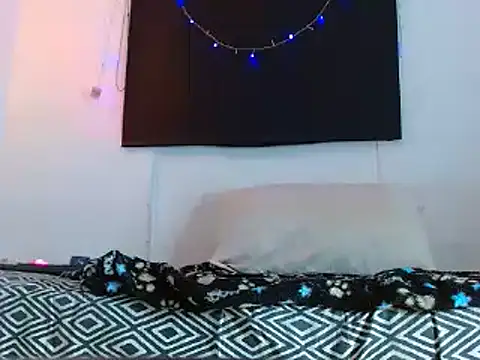 Snapshot of samantha_ferrer28 chatting on 02/11/25, 06:40 samantha ferrer28 online show from 02/11/25, 06:40