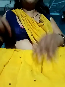 Snapshot of Haseena_Baby chatting on 02/13/25, 06:30 Haseena Baby online show from 02/13/25, 06:30