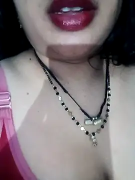 Snapshot of Haseena_Baby chatting on 03/07/25, 10:02 Haseena Baby online show from 03/07/25, 10:02