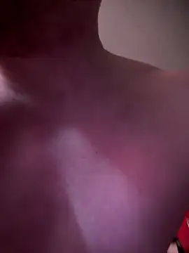 Snapshot of Sklavesucht2025 chatting on 02/04/25, 02:43 Sklavesucht2025 online show from 02/04/25, 02:43