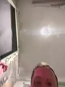 Snapshot of Sklavesucht2025 chatting on 02/13/25, 03:29 Sklavesucht2025 online show from 02/13/25, 03:29