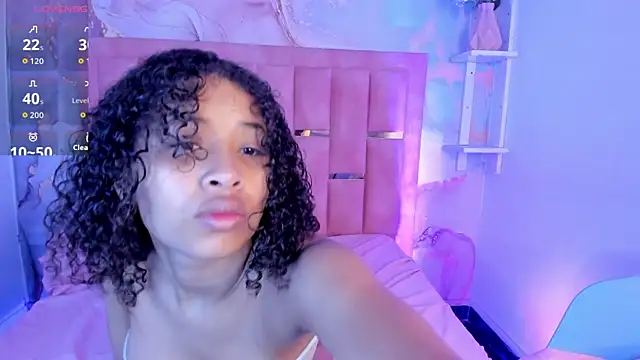 BrigitteRoy  online show from 11/02/25, 02:58