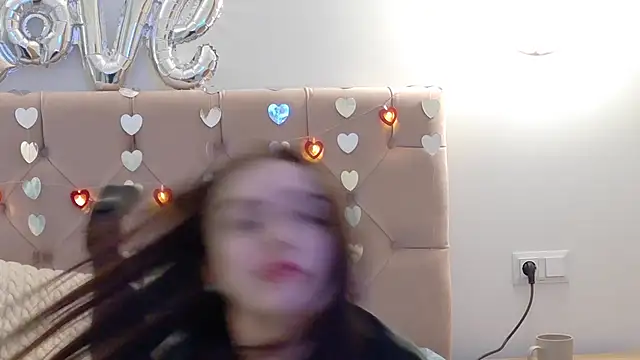 Snapshot of Lilliana_Moon chatting on 02/09/25, 04:29 Lilliana Moon online show from 02/09/25, 04:29