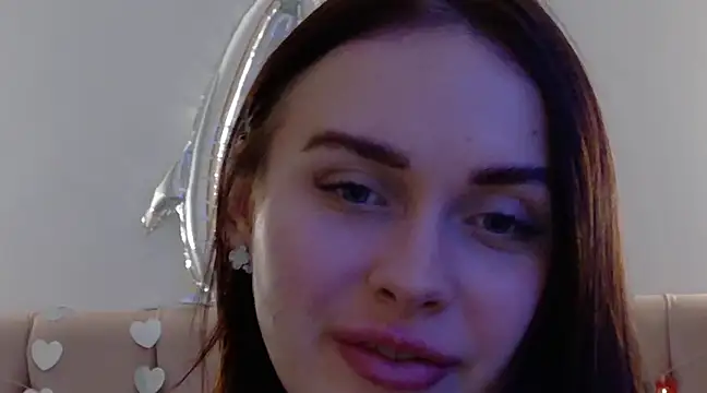 Snapshot of Lilliana_Moon chatting on 02/23/25, 04:57 Lilliana Moon online show from 02/23/25, 04:57