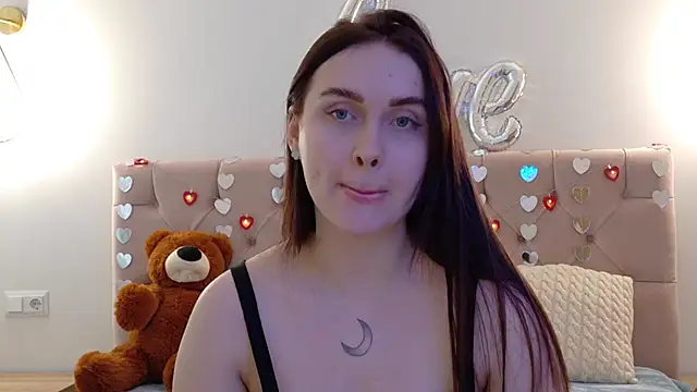 Snapshot of Lilliana_Moon chatting on 02/27/25, 09:43 Lilliana Moon online show from 02/27/25, 09:43