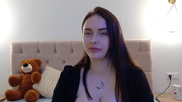 Snapshot of Lilliana_Moon chatting on 03/14/25, 03:58 Lilliana Moon online show from 03/14/25, 03:58