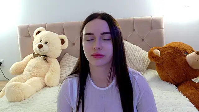 Snapshot of Lilliana_Moon chatting on 10/16/25, 06:36 Lilliana Moon online show from 10/16/25, 06:36