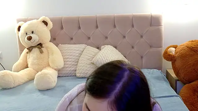 Snapshot of Lilliana_Moon chatting on 03/04/26, 09:37 Lilliana Moon online show from 03/04/26, 09:37