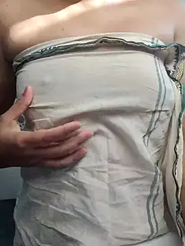 nikkibenza online show from 03/06/25, 11:03