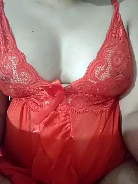 nikkibenza online show from 04/01/26, 07:55