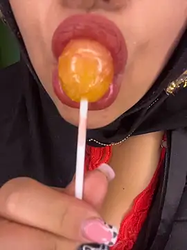 zahra Jalid online show from 02/22/26, 01:29