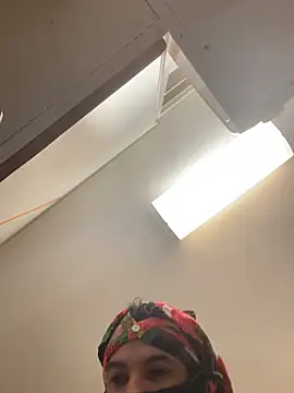 Snapshot of 1-23toto chatting on 02/25/25, 09:13 1-23toto online show from 02/25/25, 09:13