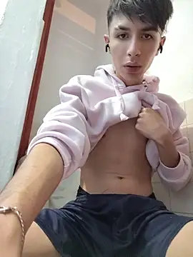 adriaav online show from 04/15/26, 09:05