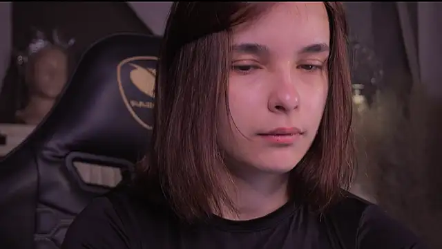 Bella Alita online show from 11/08/25, 08:07