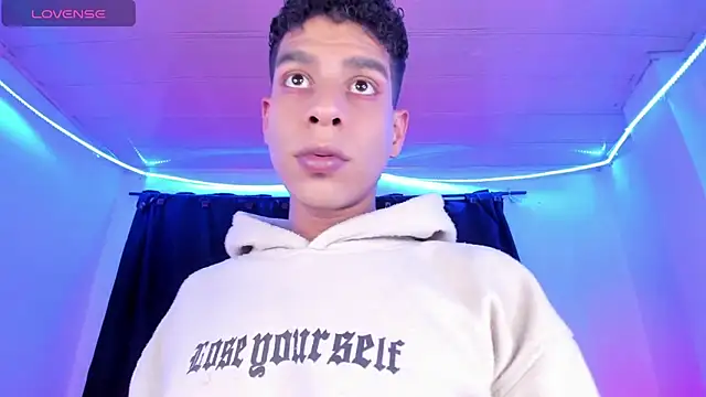 Ethan Boyy online show from 03/31/26, 05:35